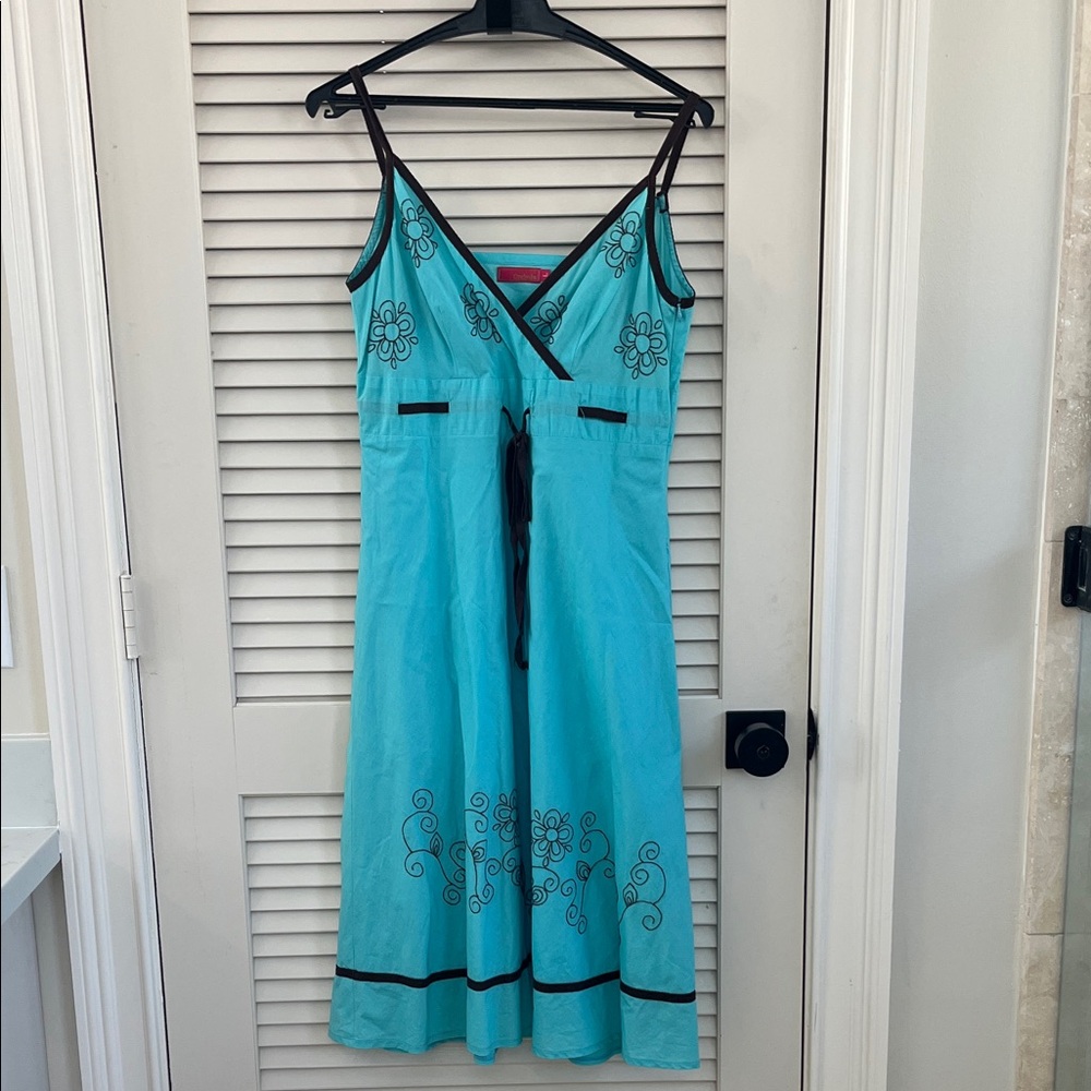 Blue Sleeveless Dress with Brown Floral Accents